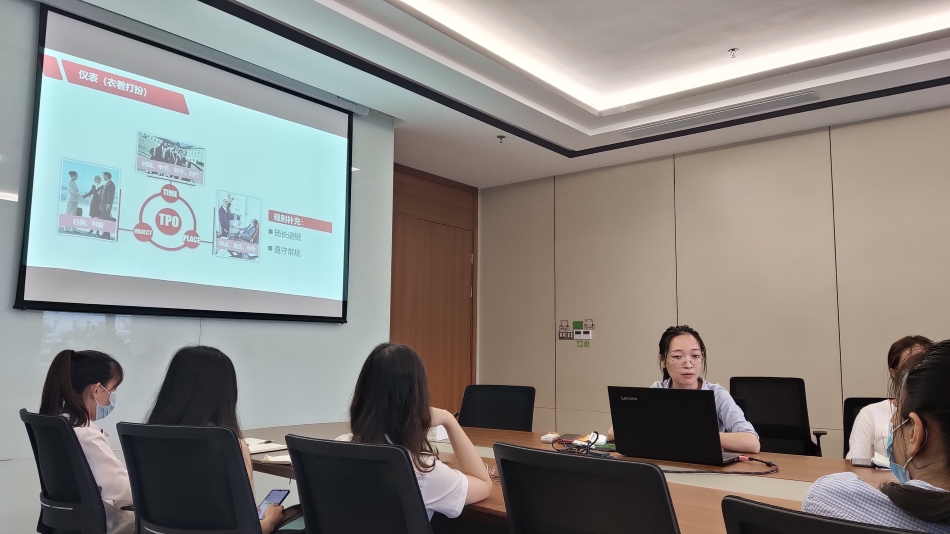 PTI组织商务礼仪培训(images 1)